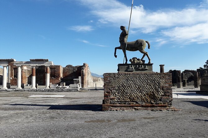 Exploring Pompeii - The Guides Passion and Storytelling Style