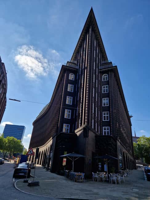 Exploring the many faces of Hamburg's modern architecture - Key Points