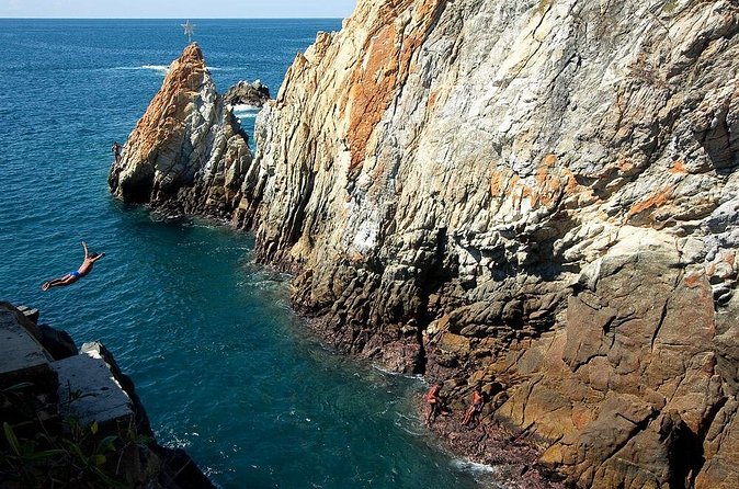 Express High Cliff Drivers at Acapulco - Practical Tips for Attending the Cliff Diving Show