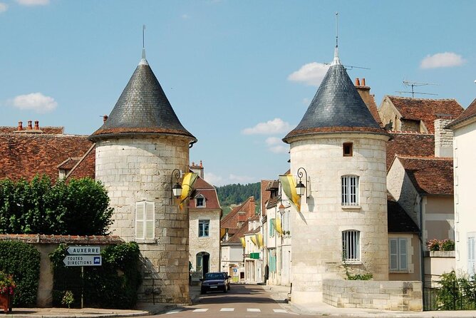 Exquisite Wines Tasting Chateau Pommard, Chablis Small-Group Trip - Discover the Charm of Burgundy’s Wine Region in One Day