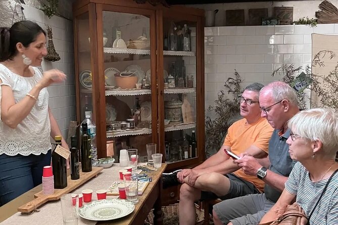 Extra virgin olive oil tour in the Cefalu area - Personalized and Passionate Guide: Giovanna Garbo