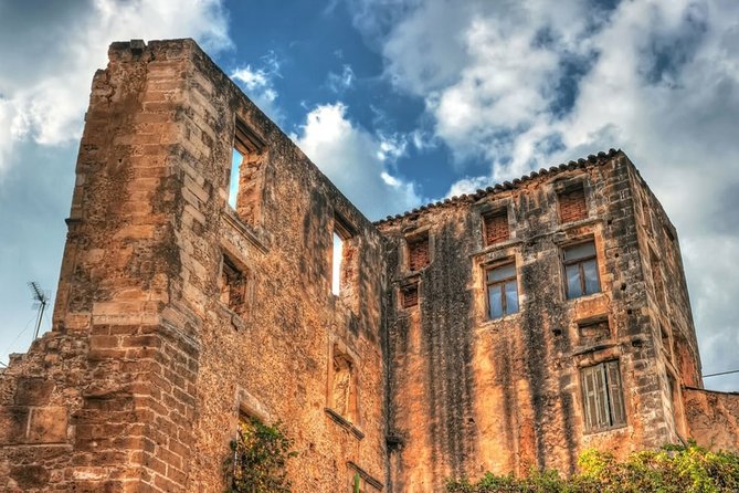 Extraordinary Gems of West Crete - Kournas Lake: Mythology and Serenity