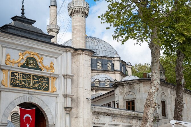 Eyüp Sultan Mosque and Eyüp District Istanbul Walking Tour - Key Points