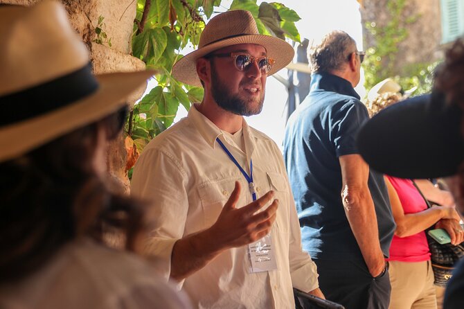 Eze and Monaco Private Half-Day Tour - Reflection at the Notre-Dame-Immaculée Cathedral
