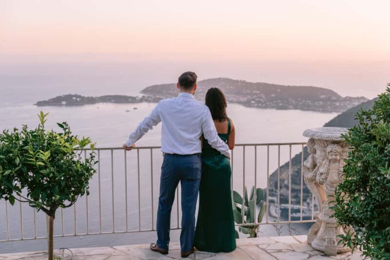 Eze: Private Photoshoot with a Professional Photographer - Why This Photoshoot Stands Out in Eze