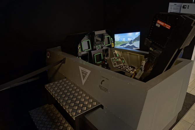 F / A-18 fighter jet flight simulator in Zurich - Experience the Most Realistic F / A-18 Fighter Jet Simulator in Zurich for $259.67