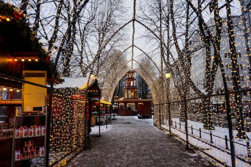 Fabulous Christmas Journey in Oslo  Walking Tour - What Sets This Tour Apart in Oslo’s Holiday Offerings