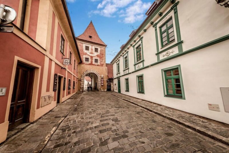 Fabulous Krumlov - Exploring the Narrow Curved Streets and Charming Houses