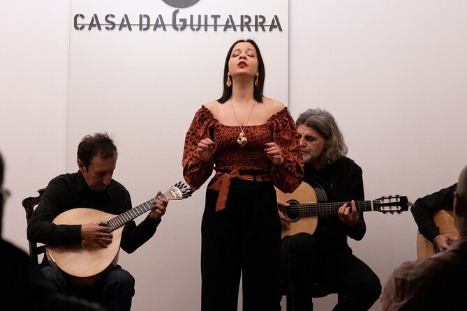 Fado by Casa da Guitarra - Key Points