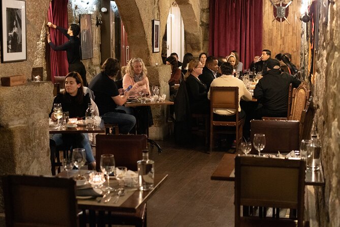 Fado Half Day Guided Tour with Dinner and Live Show in Lisbon - Key Points