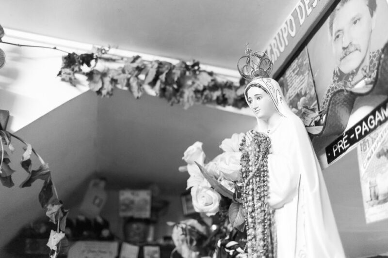 Fado: Musical Walking Tour + Food & Live Show - Visiting Fado Houses with Decades of History