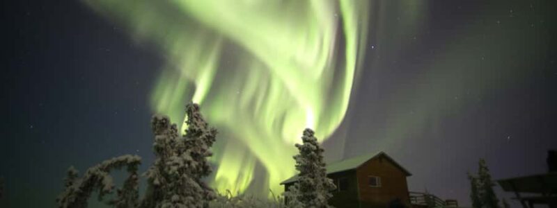 Fairbanks: Aurora Viewing Lodge - The Role of the Local Guide in Aurora Watching