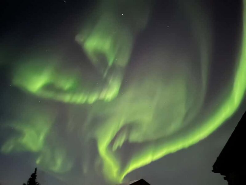 Fairbanks: Aurora Viewing Lodge - What to Bring and Important Safety Tips