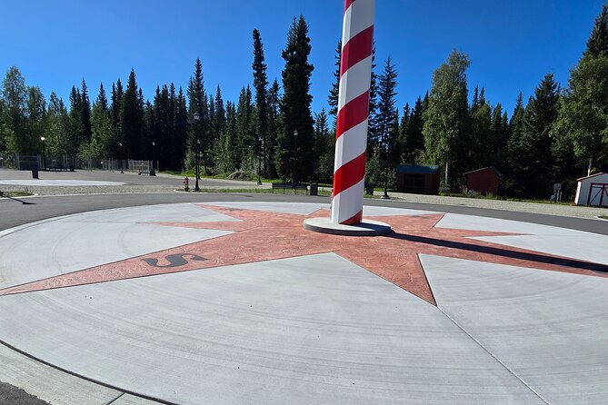 Fairbanks City Tour - Meet Santa Claus at the Santa Claus House