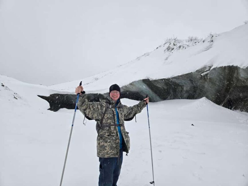 Fairbanks: Guided Snowshoe Hike to Castner Glacier Ice Cave - Experience the Frozen Wonders of Alaska with the Castner Ice Cave Snowshoe Tour