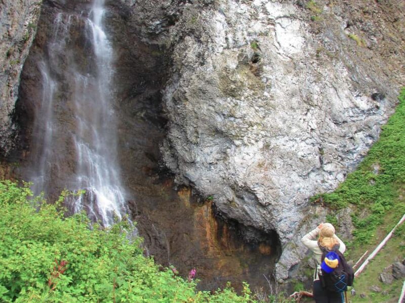Fairy Falls and Grand Prismatic Hike with Lunch - The Striking 200-Foot Fairy Falls
