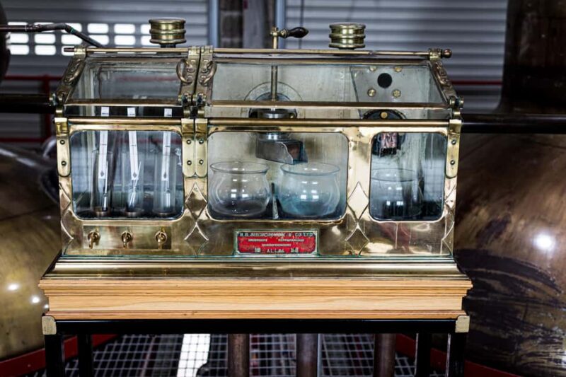 Falkirk: Distillery Tour with Whisky Tasting - Falkirk Distillerys Location and Accessibility