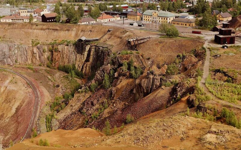 Falun: Guided tour underground of Falu Mine - The Guide and Tour Experience