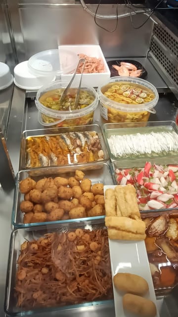 Familly friendly: tailored tapas, giants & Scavenger Hunts! - Explore the Museum of Local Traditions and Culture