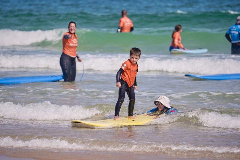 Family/children surf lesson - Discover the Family Surf Lesson in Peniche, Portugal