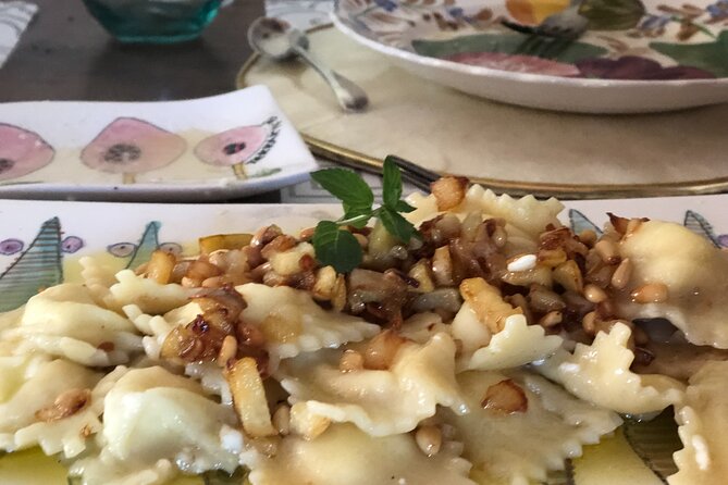 Family cooking class - Logistics and Meeting Points