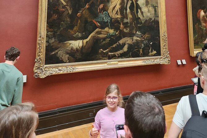 Family Friendly Louvre Museum Private Guided Tour - Key Points