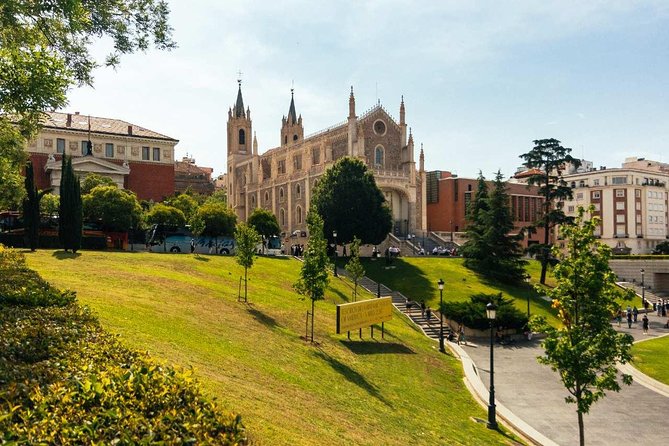 Family Friendly Madrid Private City Tour - What’s Not Included and Meeting Details