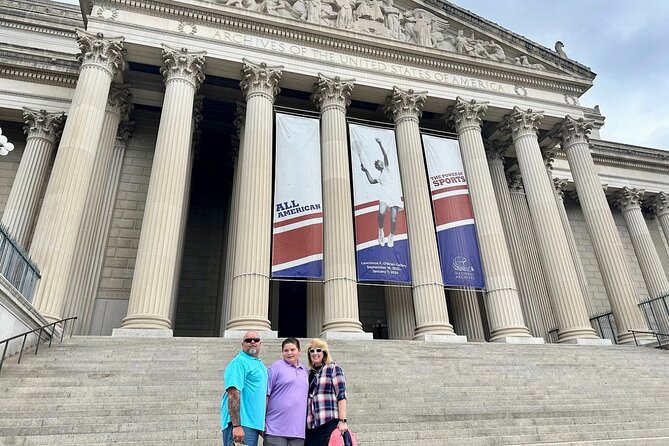 Family Friendly National Archives Building Private Tour - The Guides: Knowledgeable and Engaging