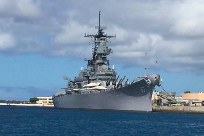 Family-friendly Pearl Harbor and Honolulu Downtown with private transportation - The Private Tour Experience in Oahu’s Pearl Harbor