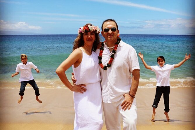 Family Portraits and Drone Photography in Maui - The Breathtaking Locations Featured in the Tour