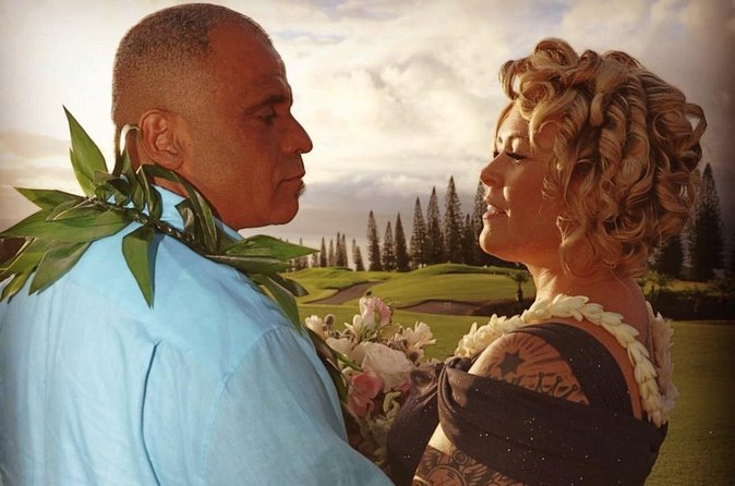 Family Portraits and Drone Photography in Maui - Customization and Photo Style