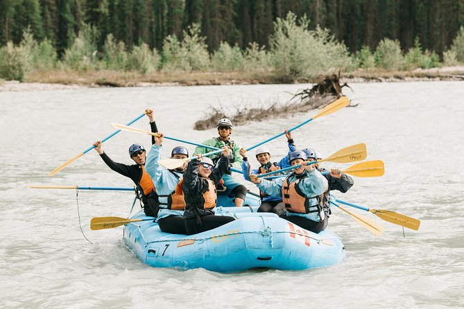 Family Rafting Adventure | Kicking Horse River - The Highlight: Gentle Rapids and Scenic Mountain Views