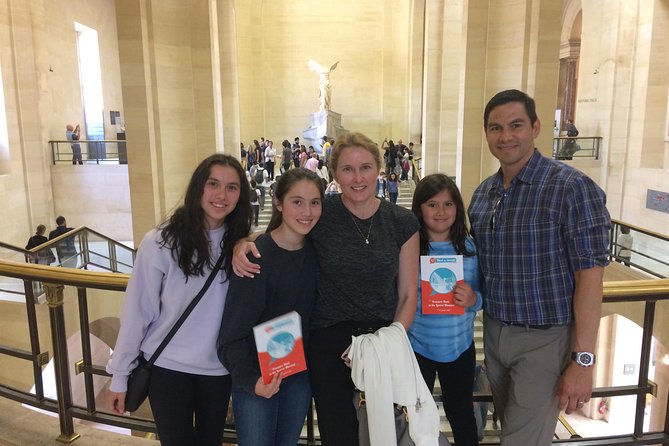 Family Treasure Hunt at the Louvre Museum - Key Points
