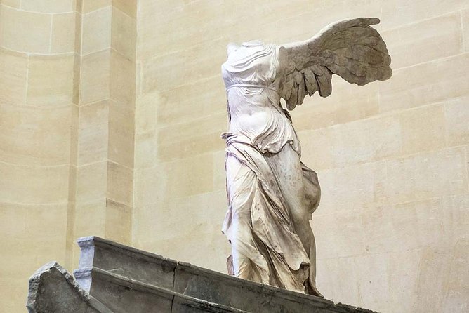 Family Treasure Hunt at the Louvre Museum - A Guide Who Connects with Kids of All Ages