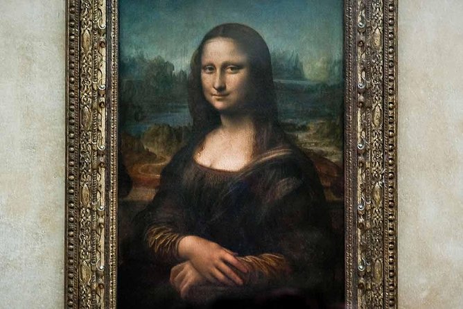 Family Treasure Hunt at the Louvre Museum - Interactive Activities and Game-Like Exploration