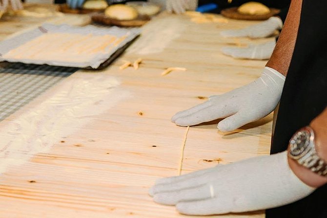 Family Tuscan Cooking Class - Key Points