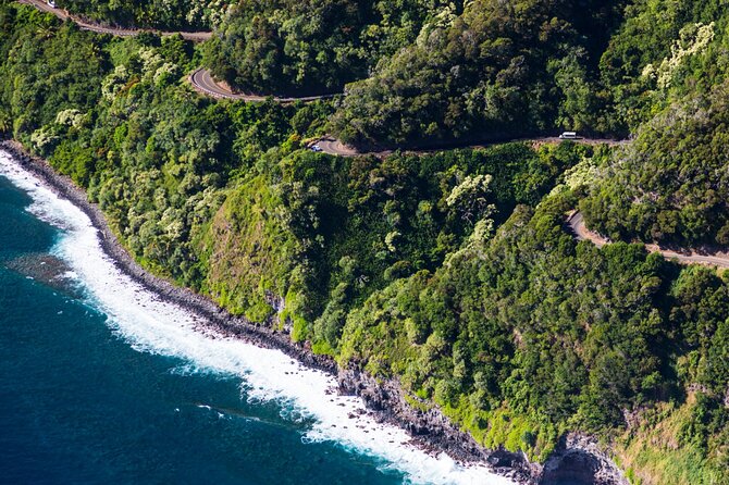 Famous Road to Hana Waterfalls, Black Sand Beach & Lunch - Starting Your Day at Hana Highway with Historic Paia