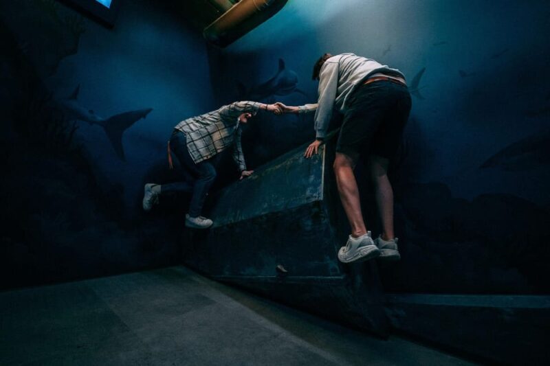 Fangene på Fortet Bergen: Prison Island Adventure Escapegame - Key Points