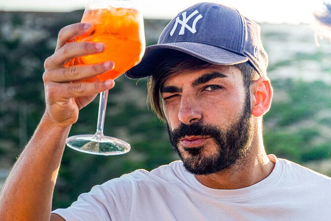 Fantastic sunset excursion by boat to the Devil's saddle - The Guide: Friendly, Knowledgeable, and Accommodating