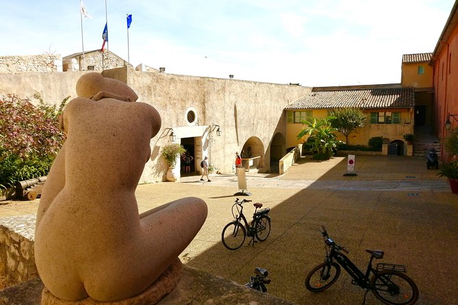 Fantastic Villefranche's Bay & Cap-Ferrat E-Bike Tour from Nice - The Architectural Opulence of Saint Jean-Cap-Ferrat
