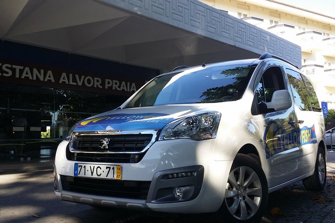 Faro Airport Private Transfer to Albufeira - Efficient and Comfortable Faro Airport to Albufeira Transfer