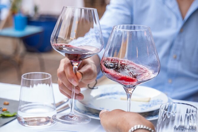 Faro City Portuguese Wine Tasting and Tapas Guided Tour - Logistics and Group Size