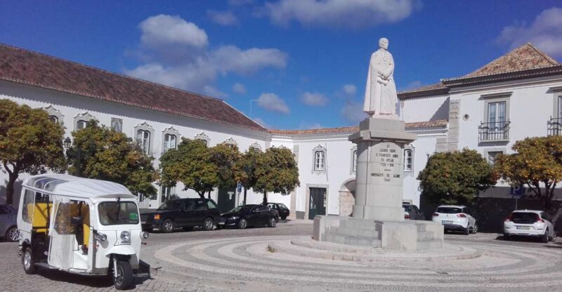 Faro: City tour - Visiting Faro’s Old Town: Architectural Gems and Historic Streets