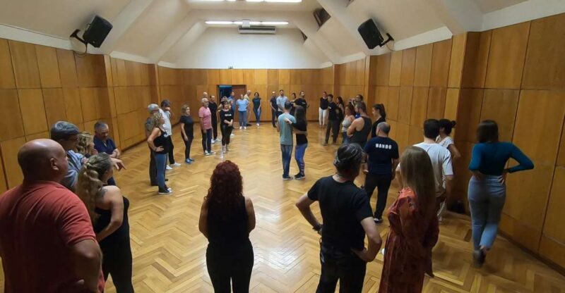 Faro: Dance Private or Group Lessons (Salsa,Bachata,Kizomba) - Flexibility with Private or Group Lessons