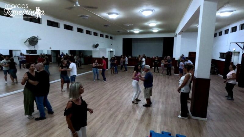 Faro: Dance Private or Group Lessons (Salsa,Bachata,Kizomba) - Physical Requirements and What to Bring