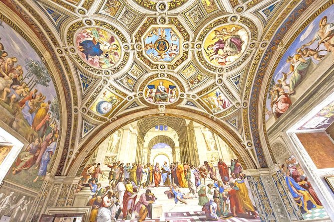 Fast Access Vatican, Sistine Chapel and Basilica Guided Tour - St. Peter’s Basilica: Art, Architecture, and Crypts