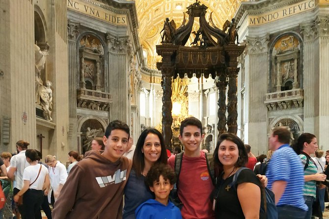 Fast Access Vatican & Sistine Chapel Tour for Kids & Families - Exploring Raphael’s Rooms and Their Artistic Treasures