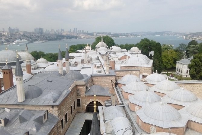 Fast-Track Admission Ticket-Topkapi Palace & Harem-Pay on Arrival - The Value of the Fast-Track Admission Experience