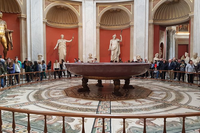 Fast track: Vatican Museums, Sistine Chapel Guided and St. Peter's Basilica Tour - Starting Point at Via Germanico in Rome