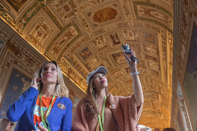 Fast track: Vatican Museums, Sistine Chapel Guided and St. Peter's Basilica Tour - Michelangelo’s Masterpieces in the Sistine Chapel